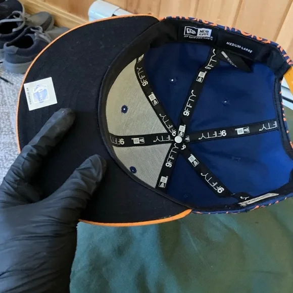 NEW YORK KNICKS SNAPBACK - Picture 8 of 9